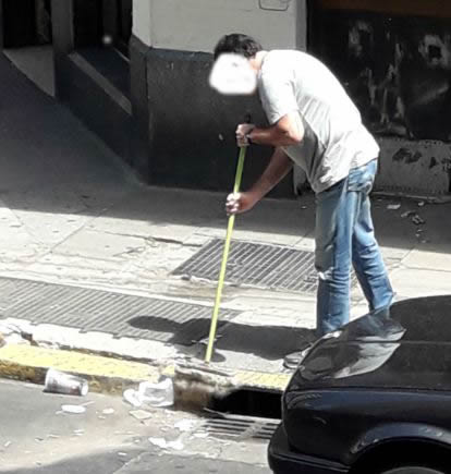 Basura en bocas de tormenta