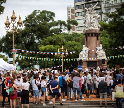 Le Marche en Plaza Francia