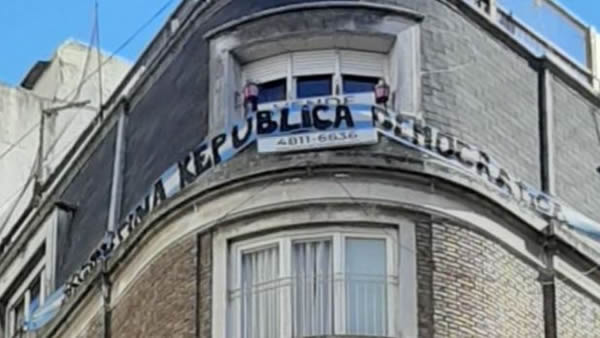 bandera en casa de Cristina