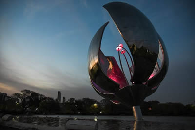 Floralis