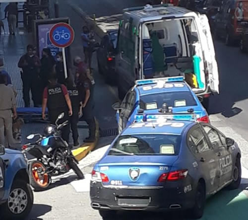 ciclista infartado en Recoleta