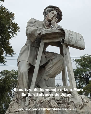 Escultura homenaje a Lola Mora