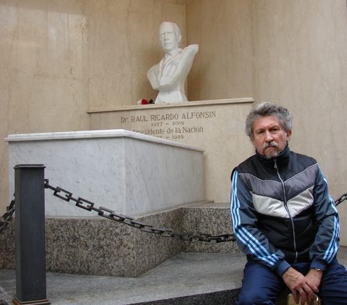 Sepulcro de Raul Alfonsin