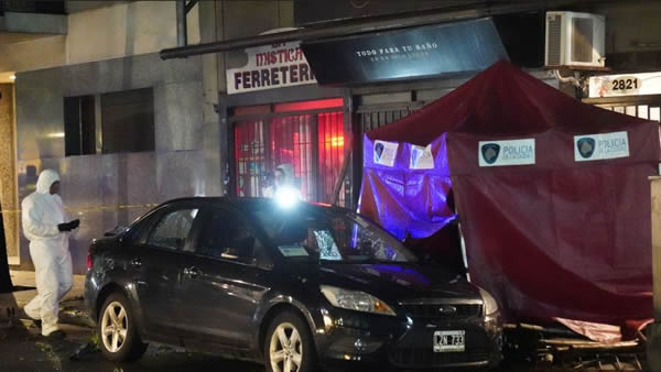 Baranda balcón caida en Recoleta